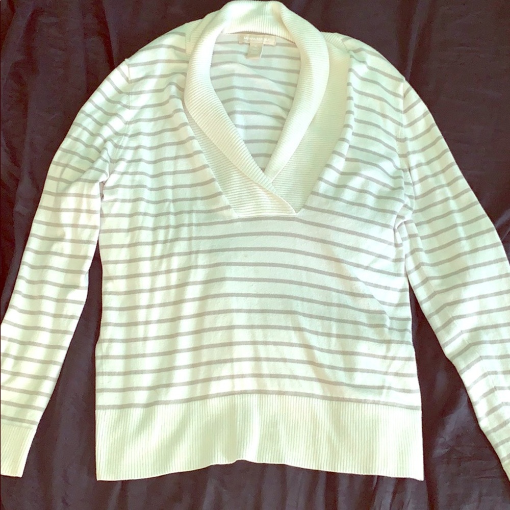 Cream Banana Republic top